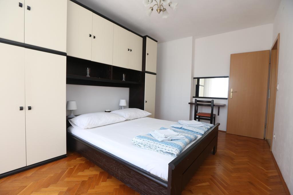Apartment Davorka Primošten المظهر الخارجي الصورة
